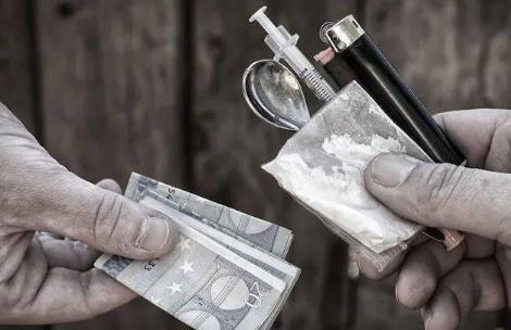 教唆引诱他人吸食毒品的怎么处罚?