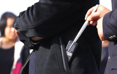 偷手机抓到了怎么处罚?