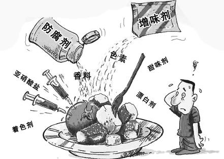 销售有毒食品10万判几年?