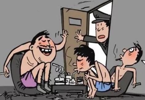 强迫他人吸毒判多少年?