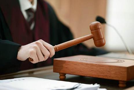 刑事诉讼法第十八条的内容、主旨及释义